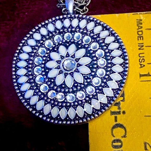 Boho long Silver tone, wire chain and beaded Necklaces with Unique Pendants - Picture 5 of 12